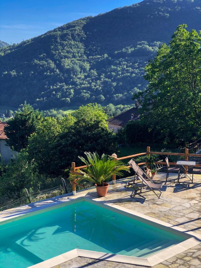 Agriturismo Casa Turchetti Comano  ภายนอก รูปภาพ
