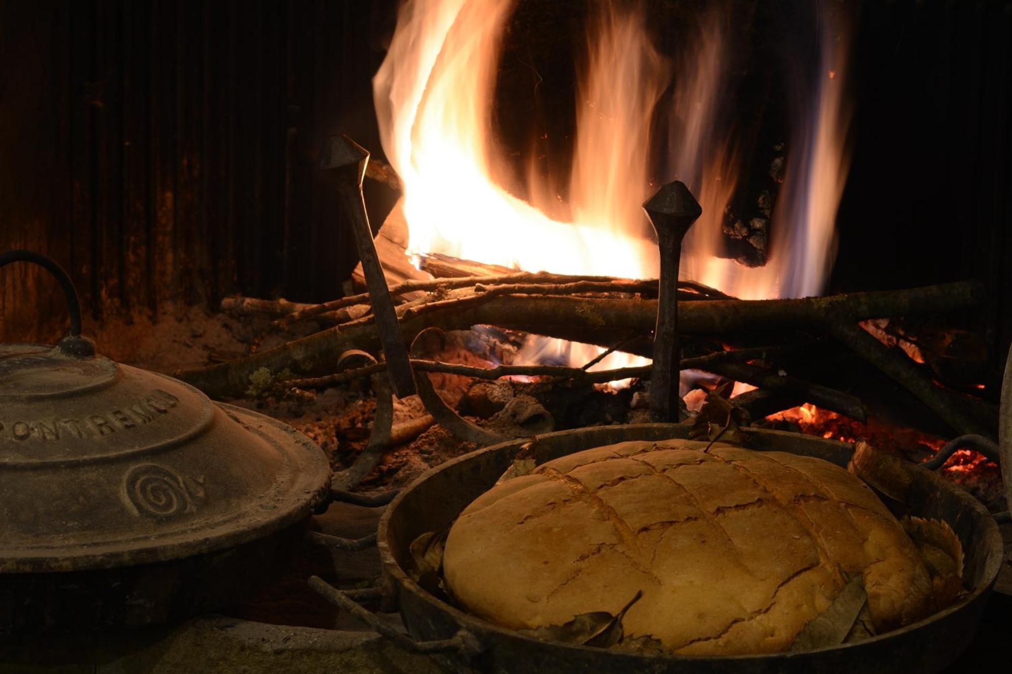 Agriturismo Casa Turchetti Comano  ภายนอก รูปภาพ