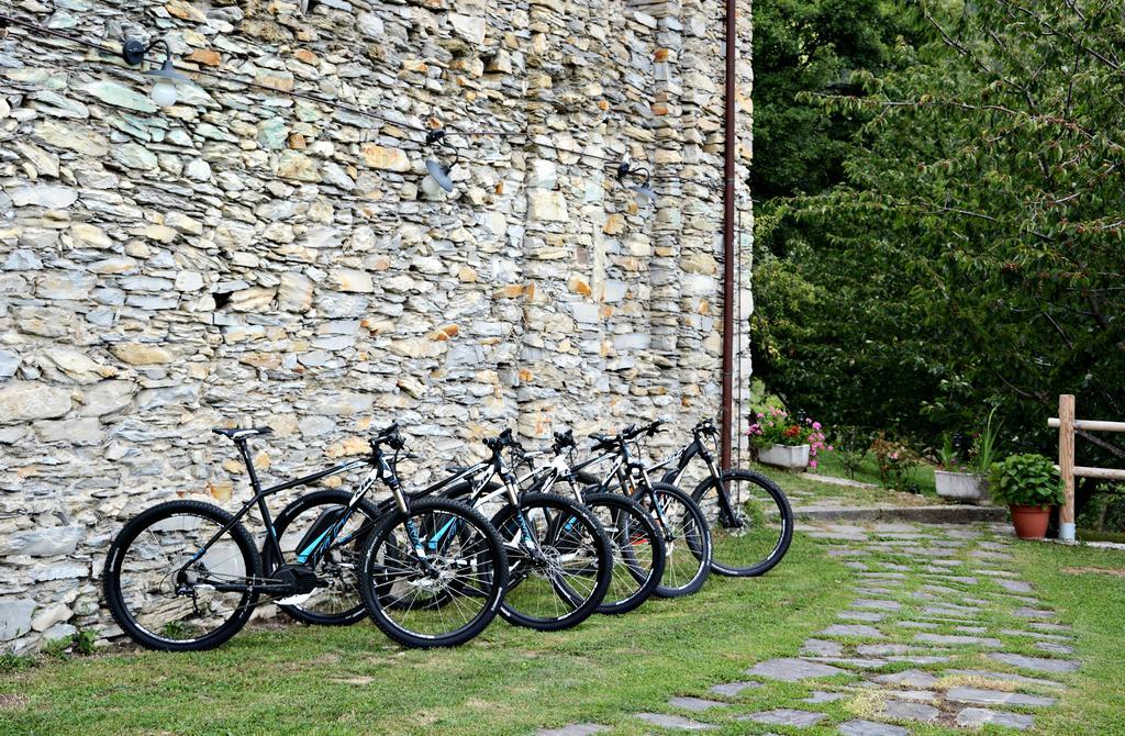 Agriturismo Casa Turchetti Comano  ภายนอก รูปภาพ